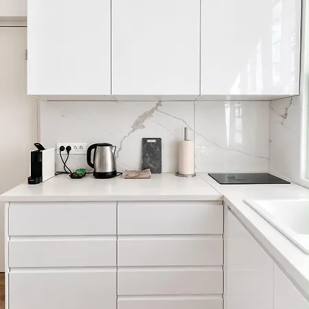 아파트 Cozy And Modern 2-room In Saint-maurice 생 모리스
